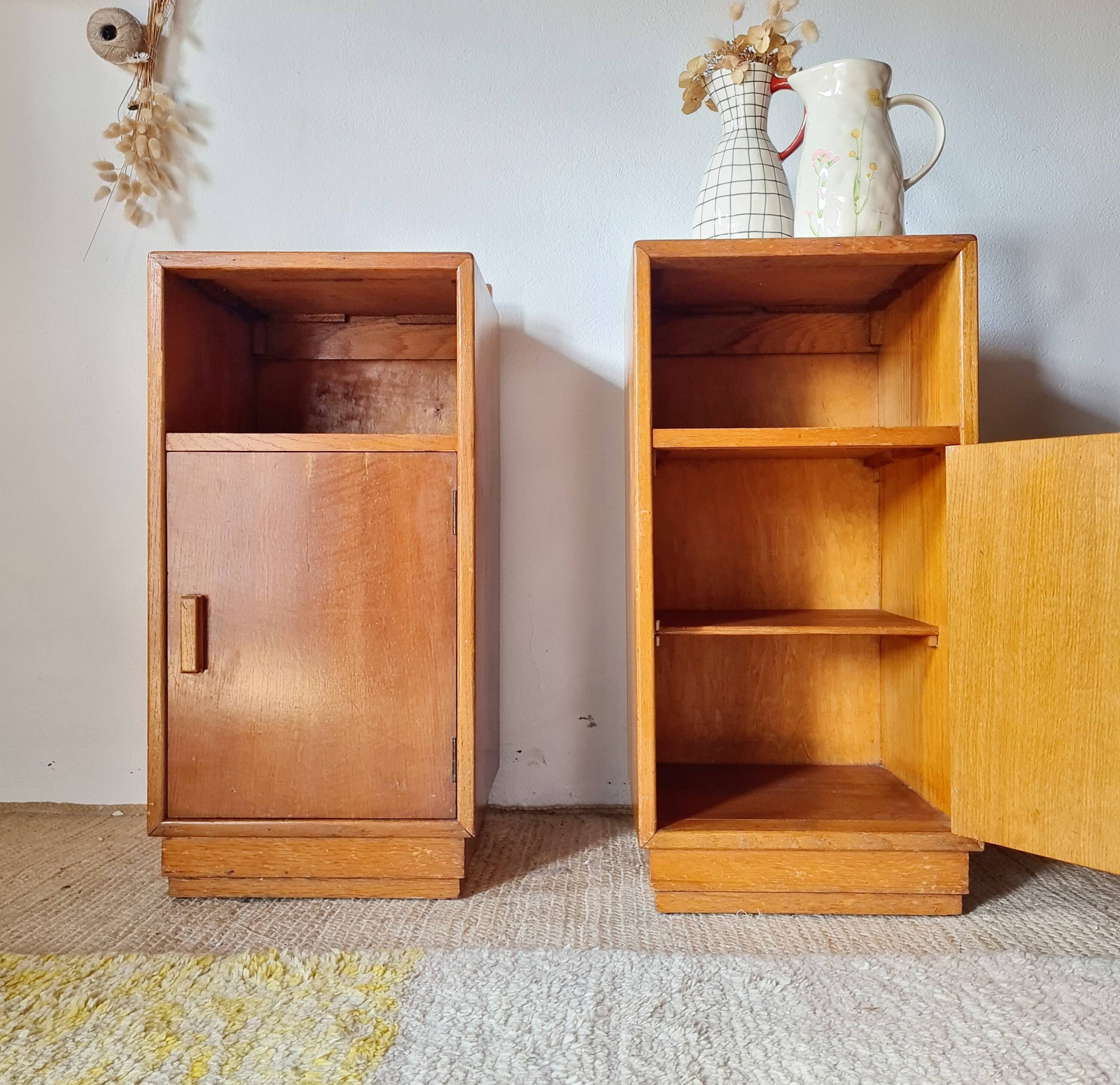 Art Deco pair of bedside tables in light oak by A. Gardner & Son