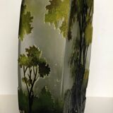 Vase en verre multicouche gravé à l'acide à section rectangulaire