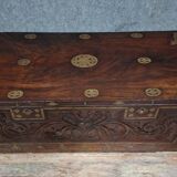 Antique carved wooden chest with gilded brass – Orient / 19th century