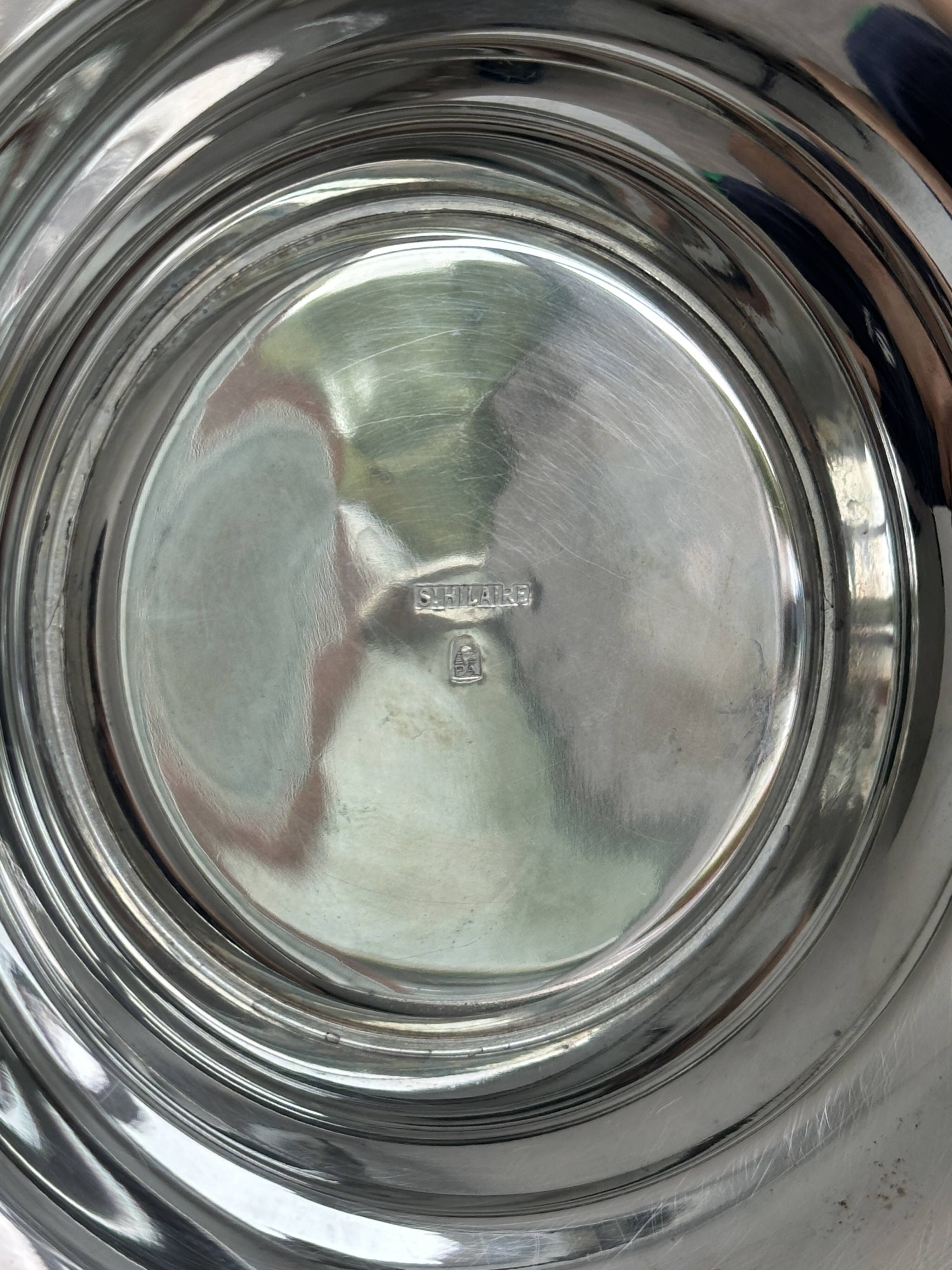 Metal champagne bucket