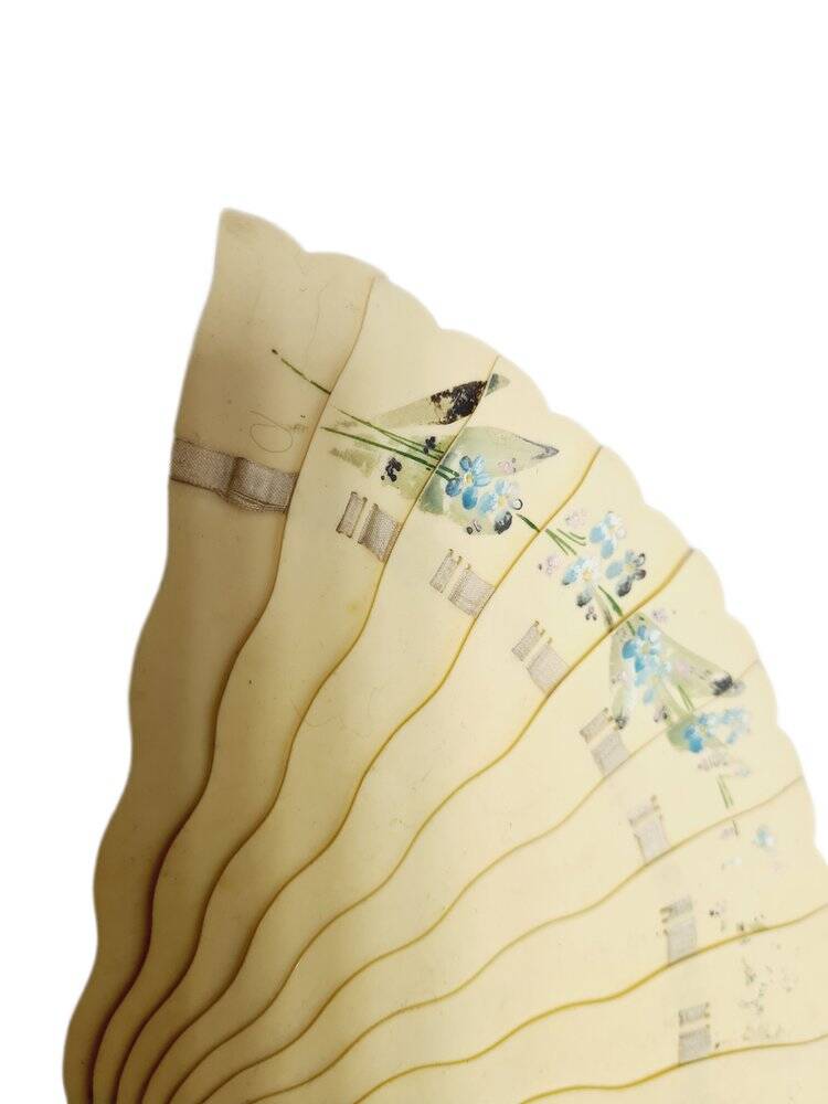 Austro-Hungarian Art Nouveau celluloid fan, 1900s