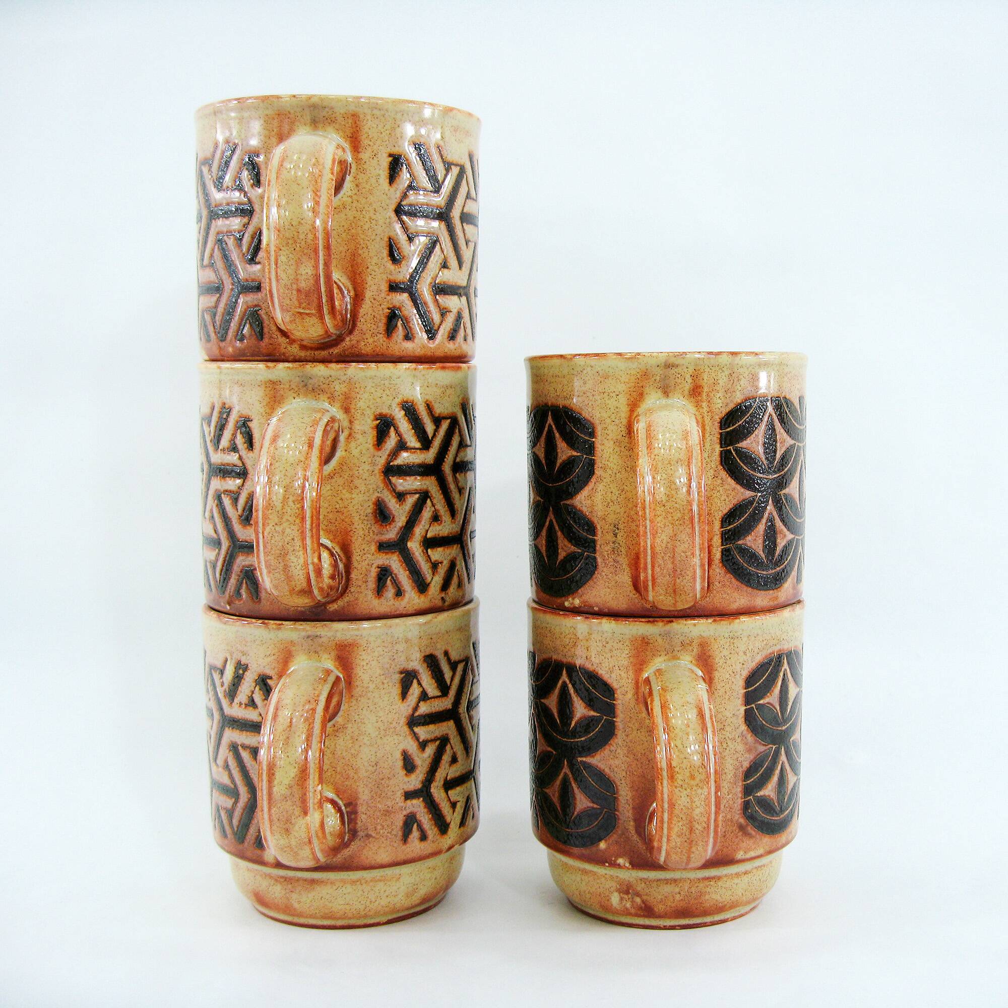 5 beige and fawn stoneware mugs - brown geometric decor - made in England - vintage 70s