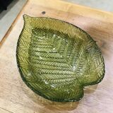 Glass leaf dish