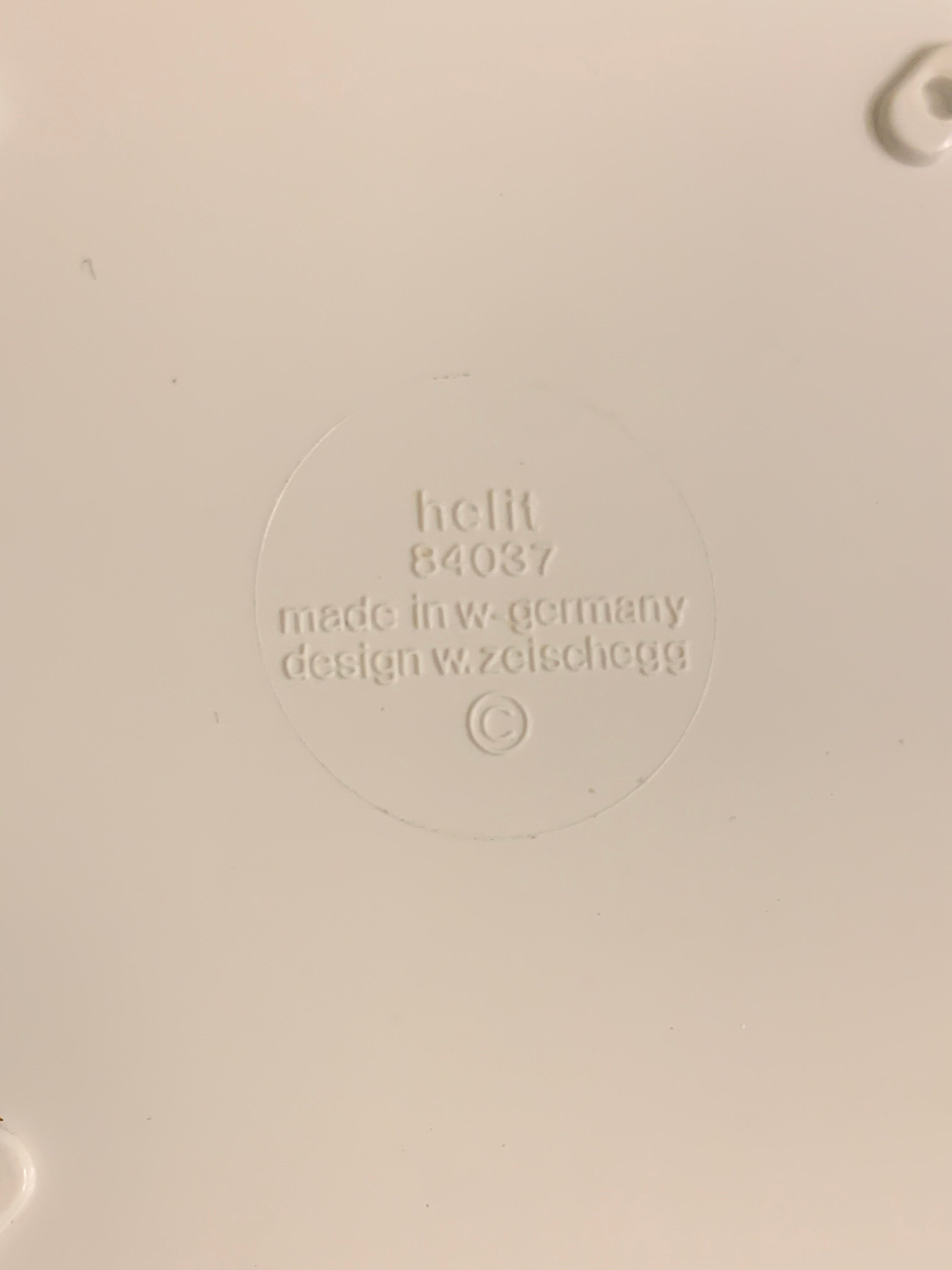 Walter Zeischegg's set of 3 white ashtrays for Helit 1970