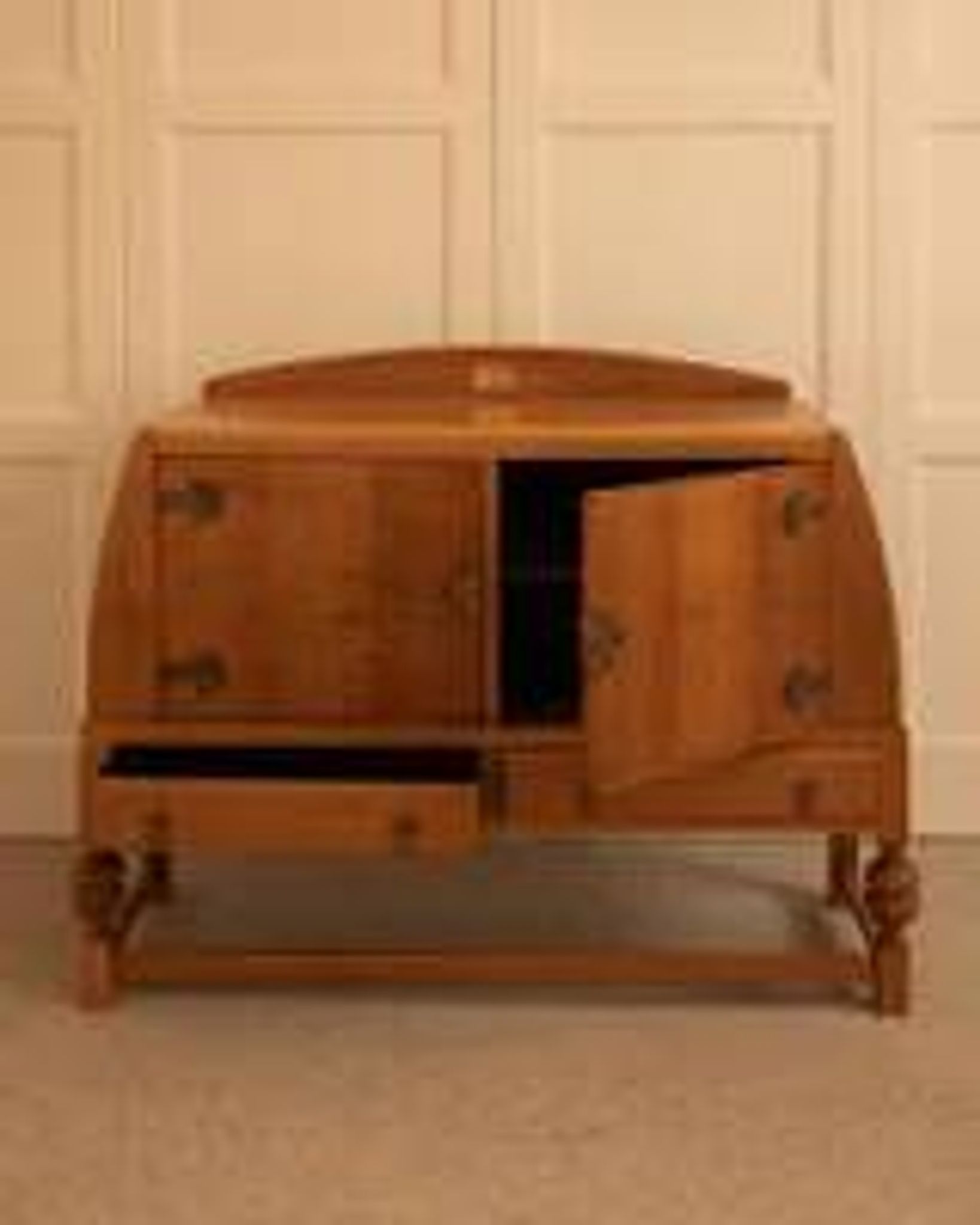 Buffet anglais - années 1930