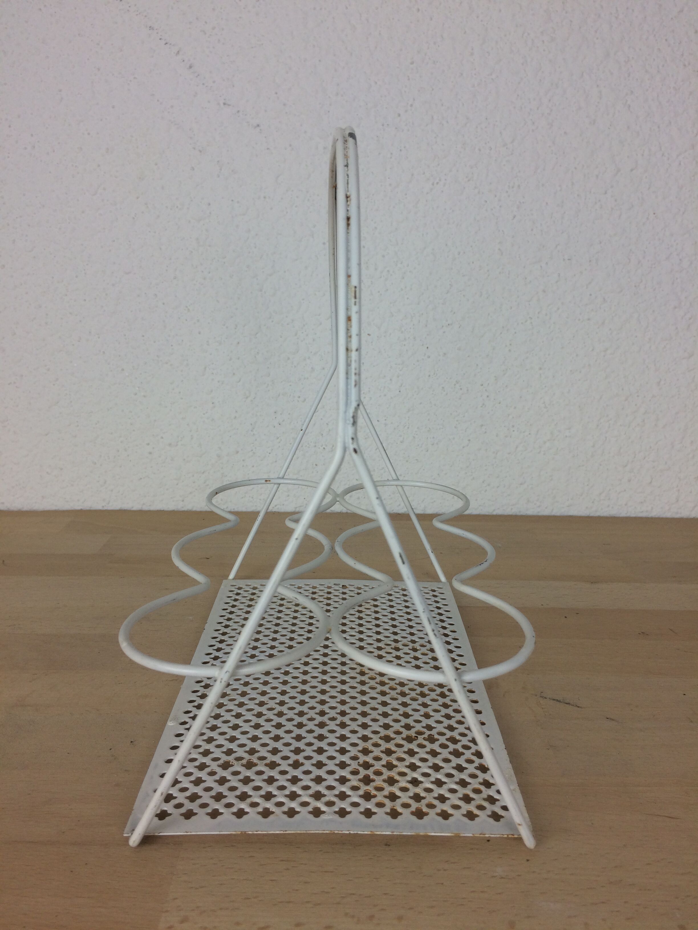 Tray wears cups perforated sheet metal, 50s