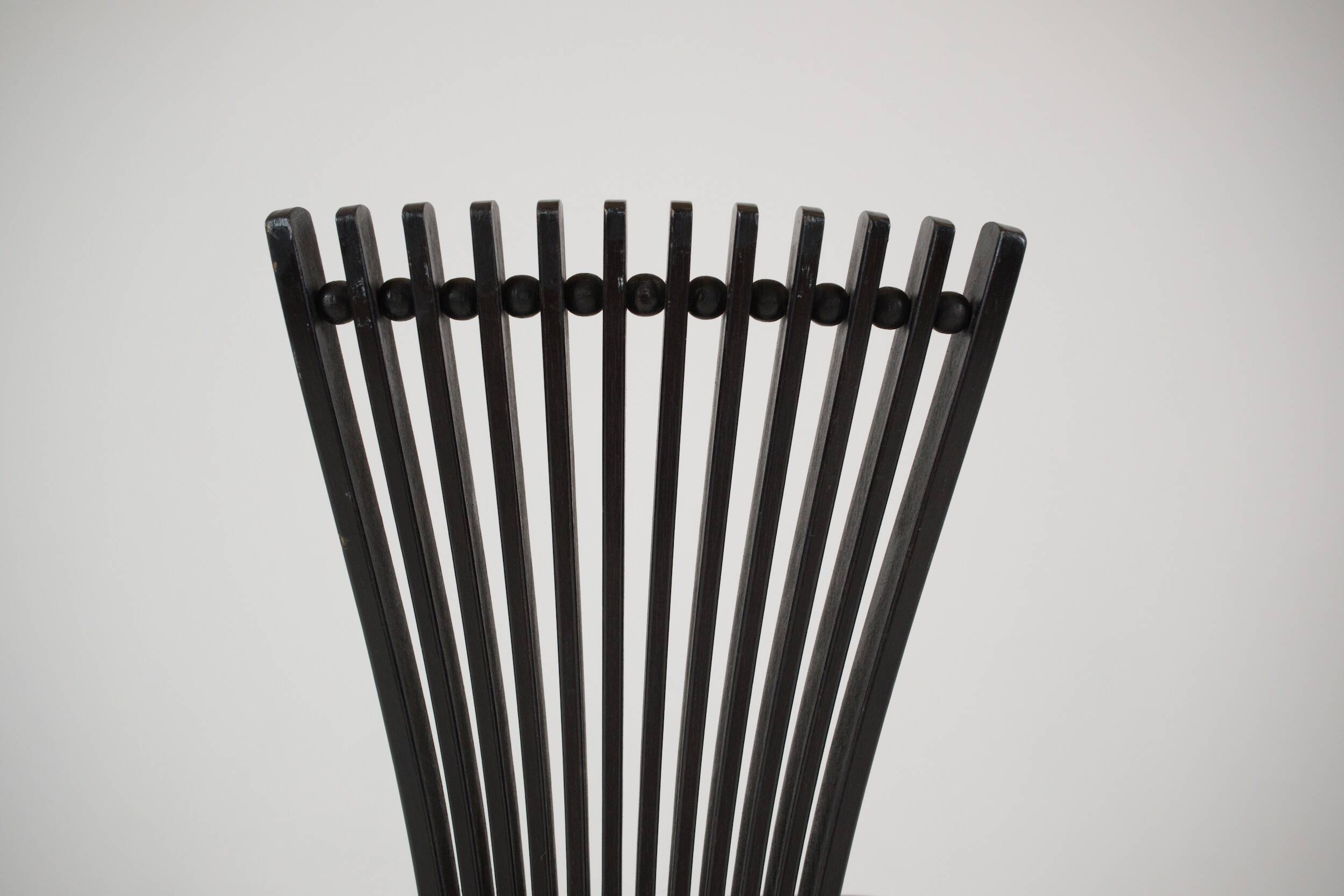 Set of 4 dining chairs "Totem" by Torstein Nilsen