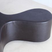 Banc Flower Vitra par Sanaa