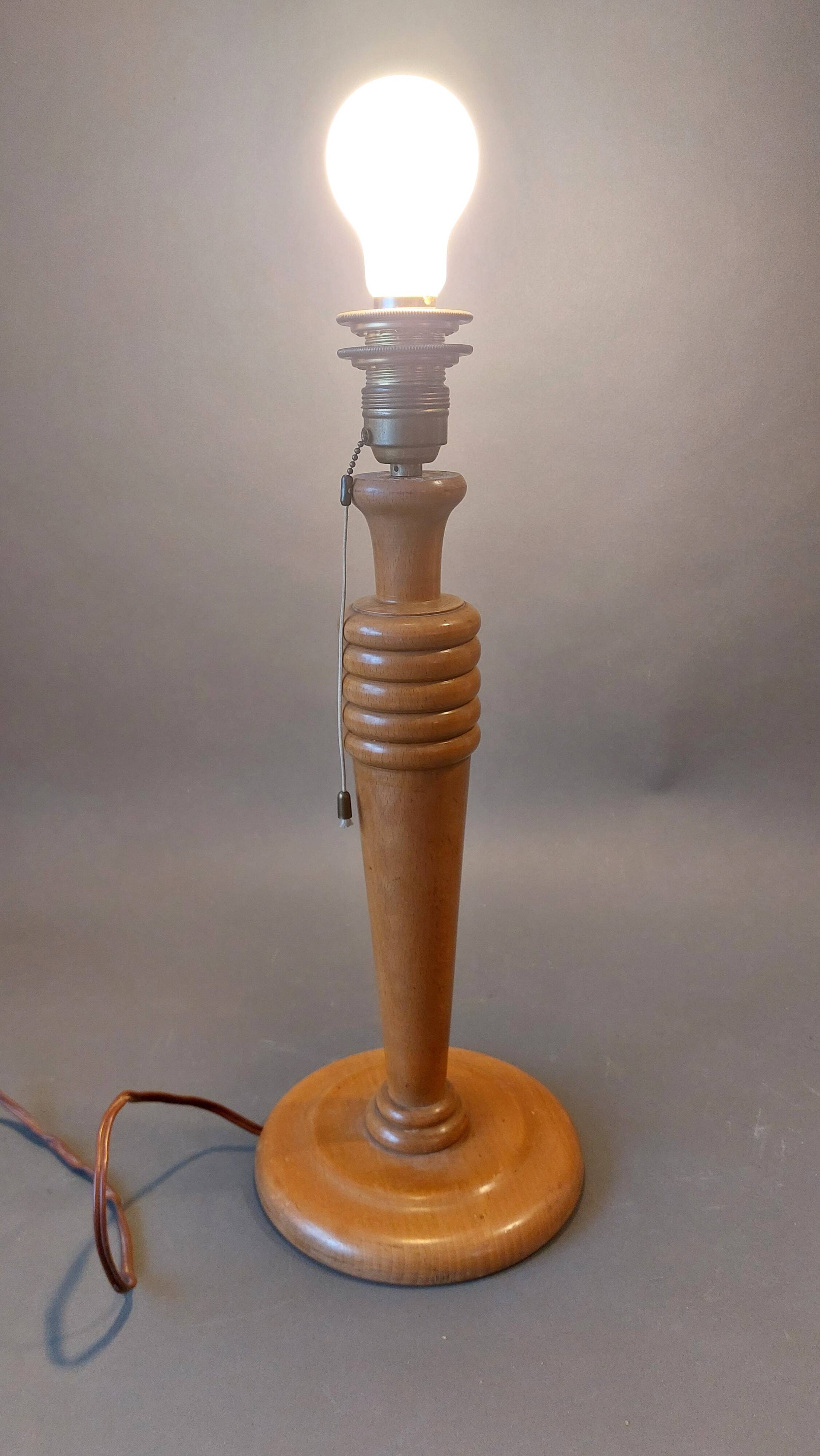 Art Deco turned wooden lamp base.
