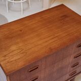 Commode à tiroirs du milieu du siècle