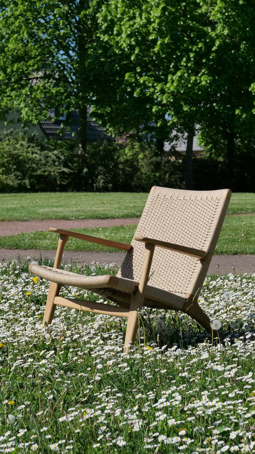 Ch25 easy chair by Hans J. Wegner published by Carl Hansen & Son, 1960