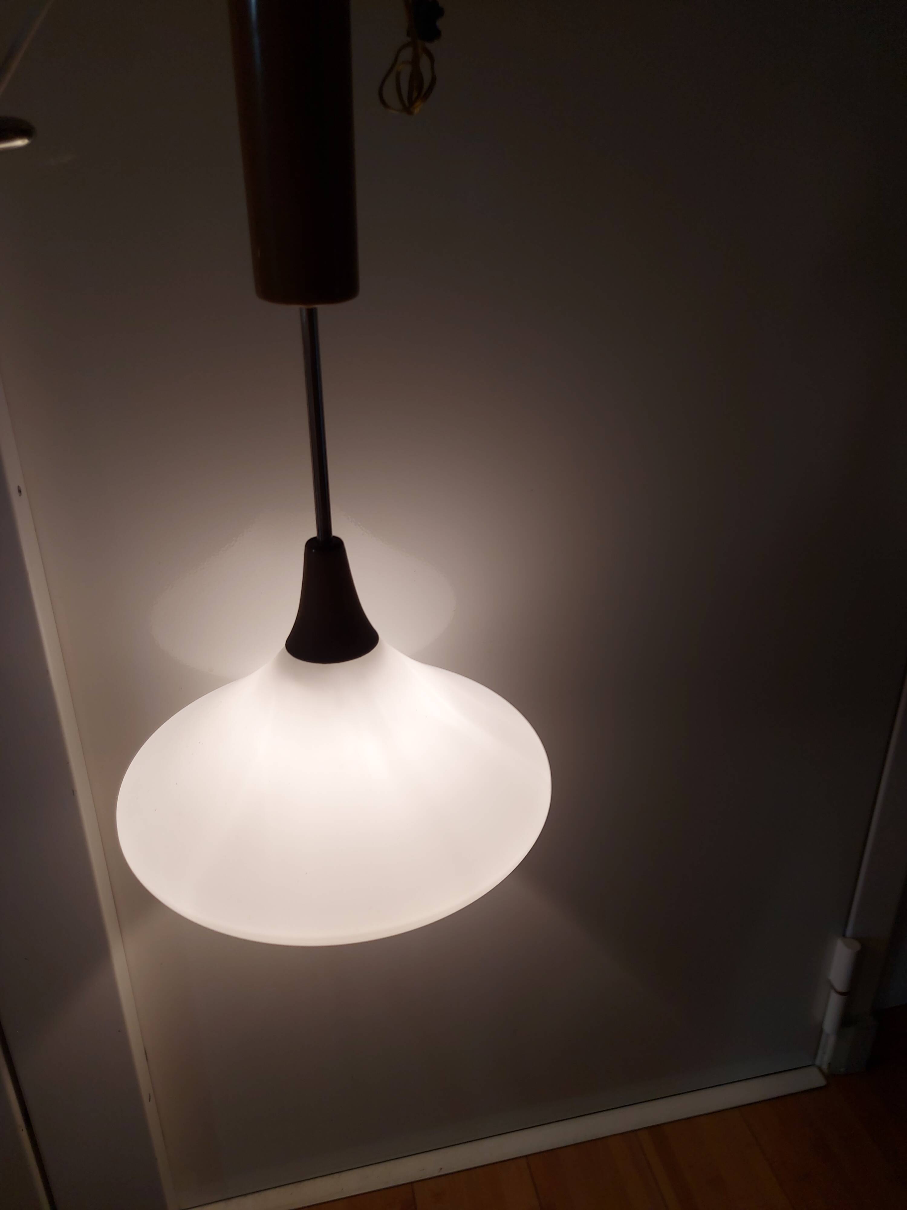 Scandinavian hanging