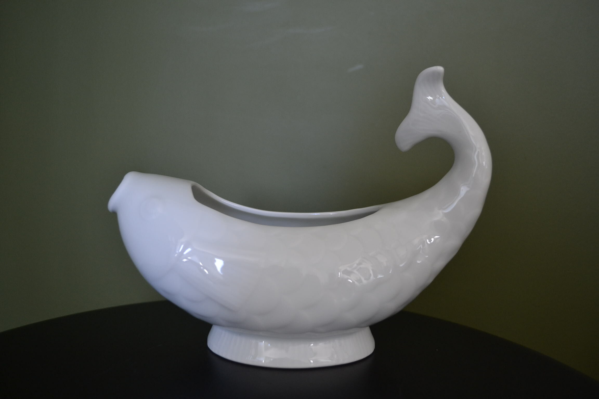 White porcelain fish