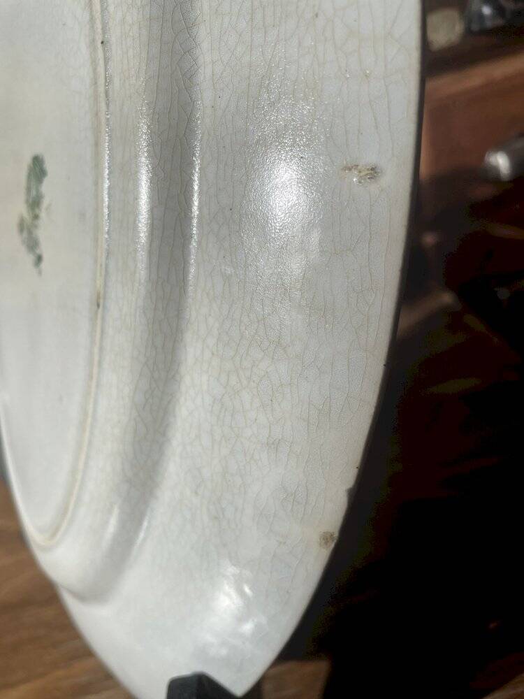 Plat ovale Gien en terre de fer verte modèle Montigny