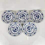 Set of 5 dessert plates with blue onion pattern by Wellco, porcelain.