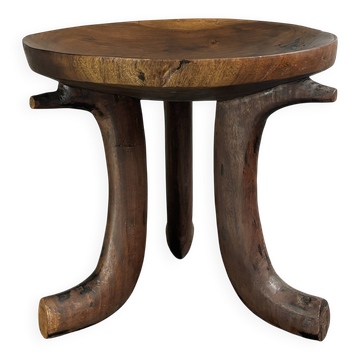 Grande table d'appoint en trépied tribal africain Jimma ou Oromo des années 1960.