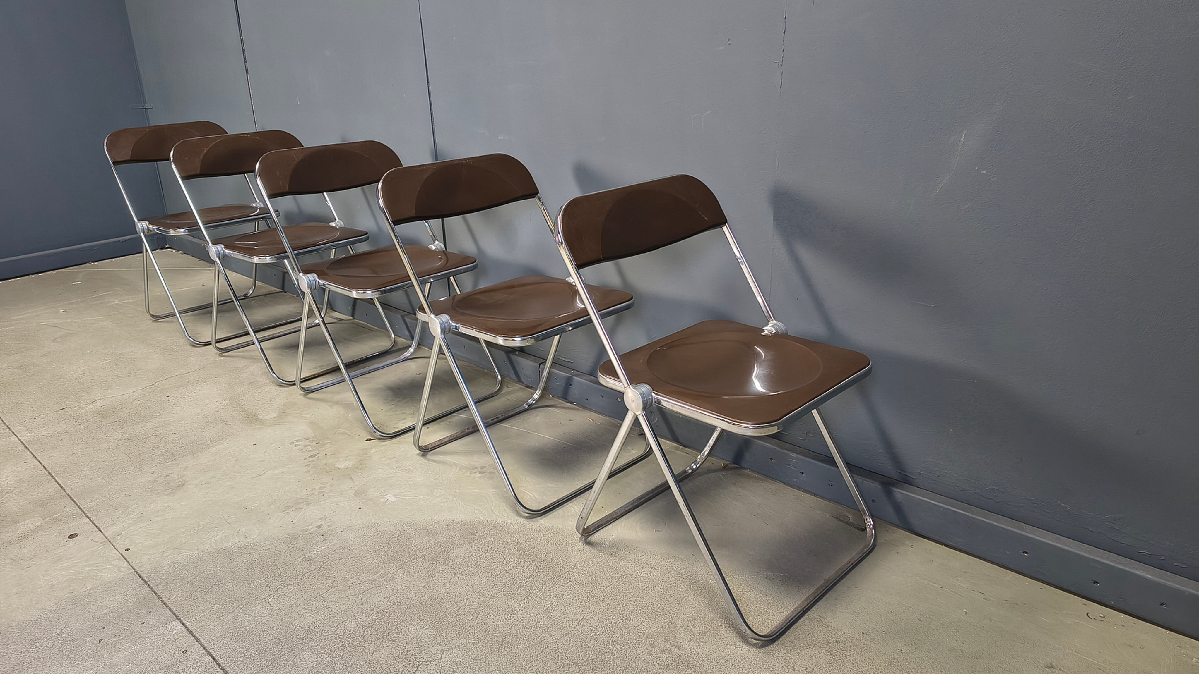Vintage folding chairs Plia Giancarlo Piretti for Castelli, 1970s, set