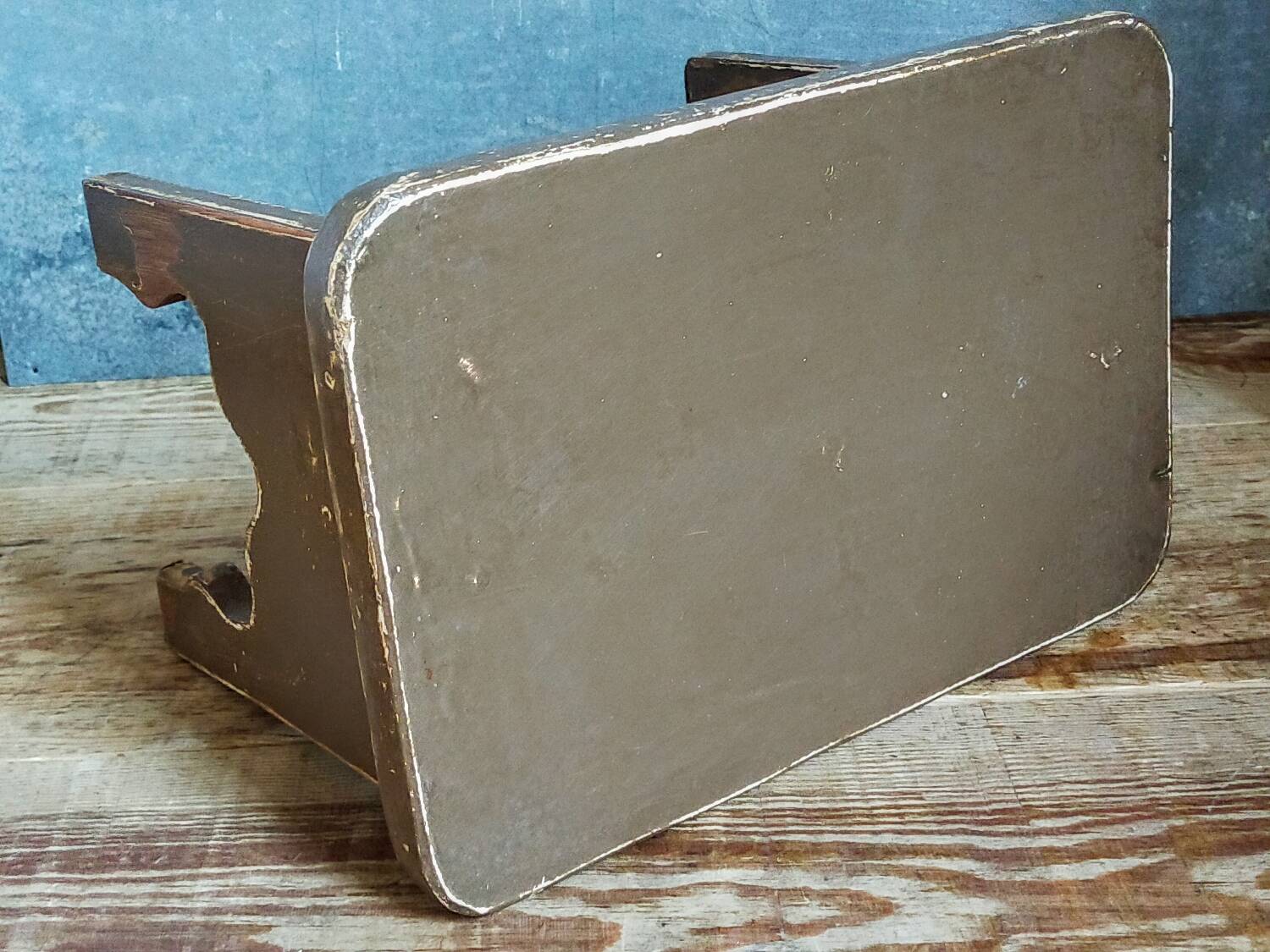 Mini-bench stool in old patinated solid wood