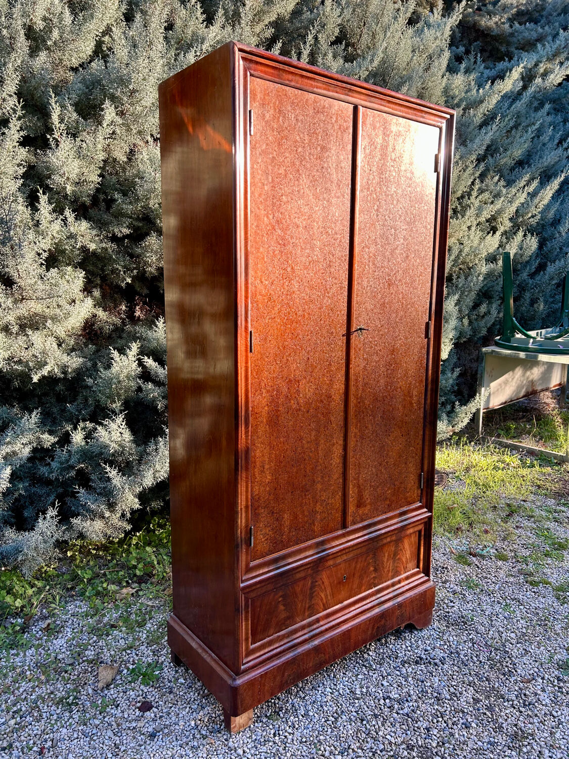 Armoire en noyer