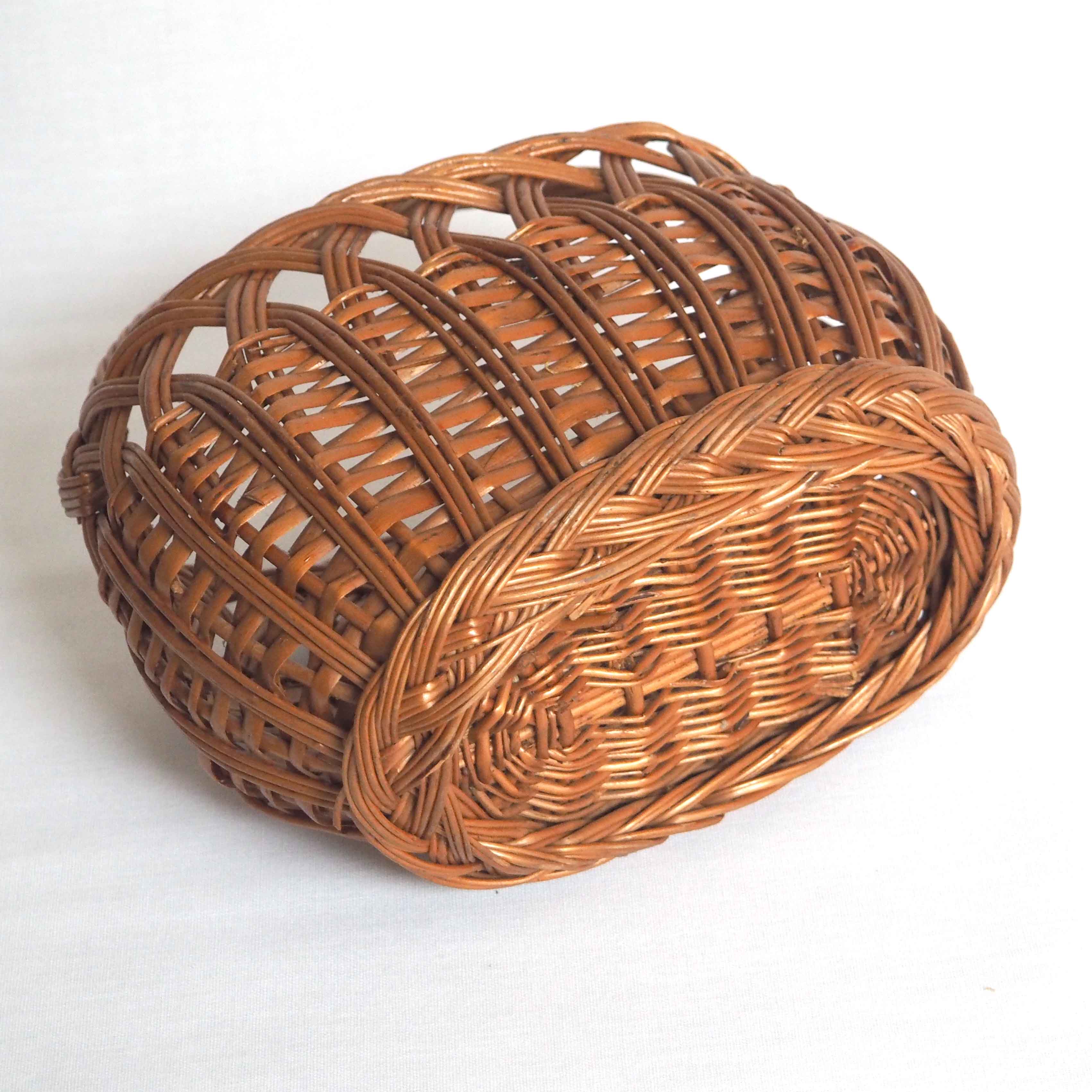 Mini old wicker basket