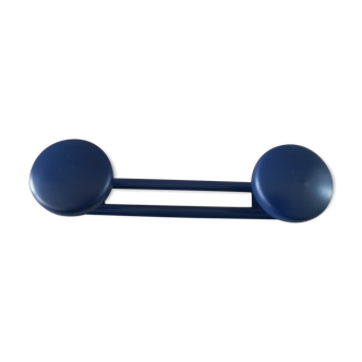 Vintage double metal peg