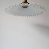 Pendant in serrated opaline