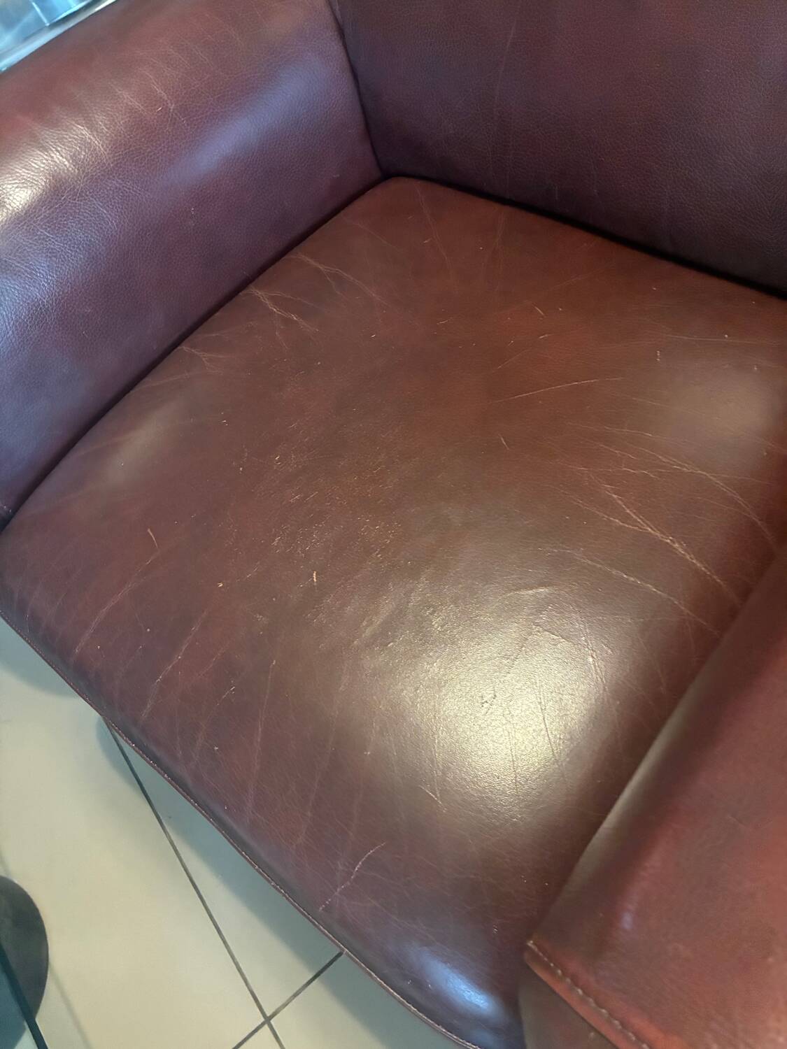Fauteuil club en cuir steiner