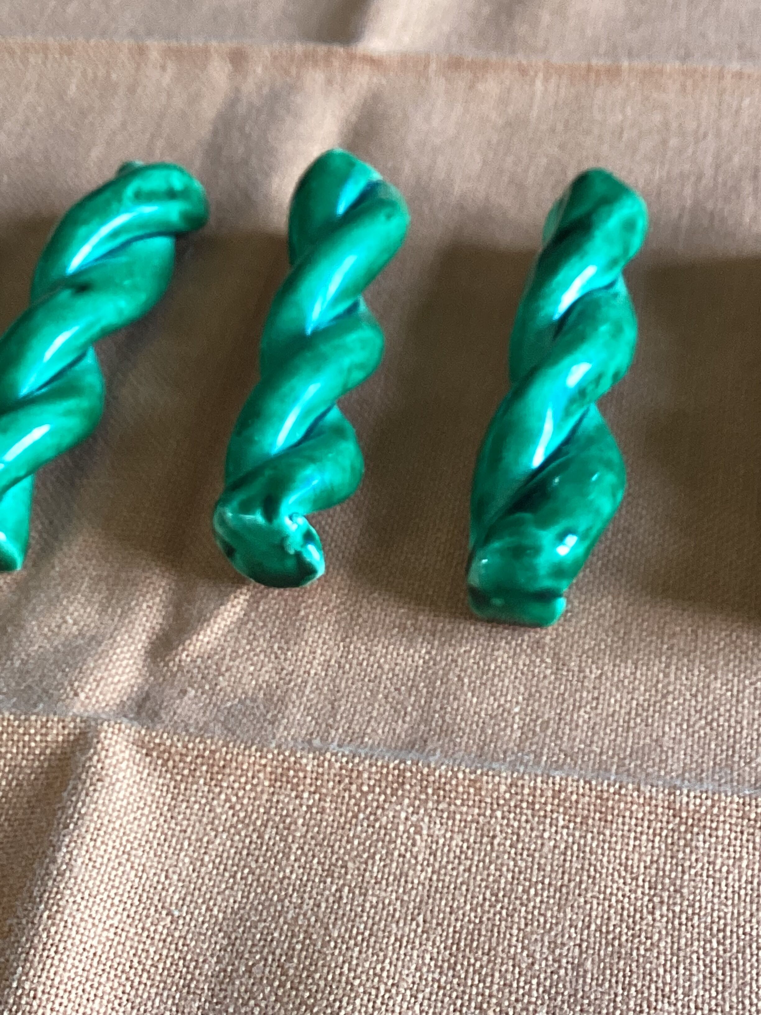 Set of seven ceramic knife holders vintage green color dimension: H-2cm- L-8cm- Pr-2cm-
