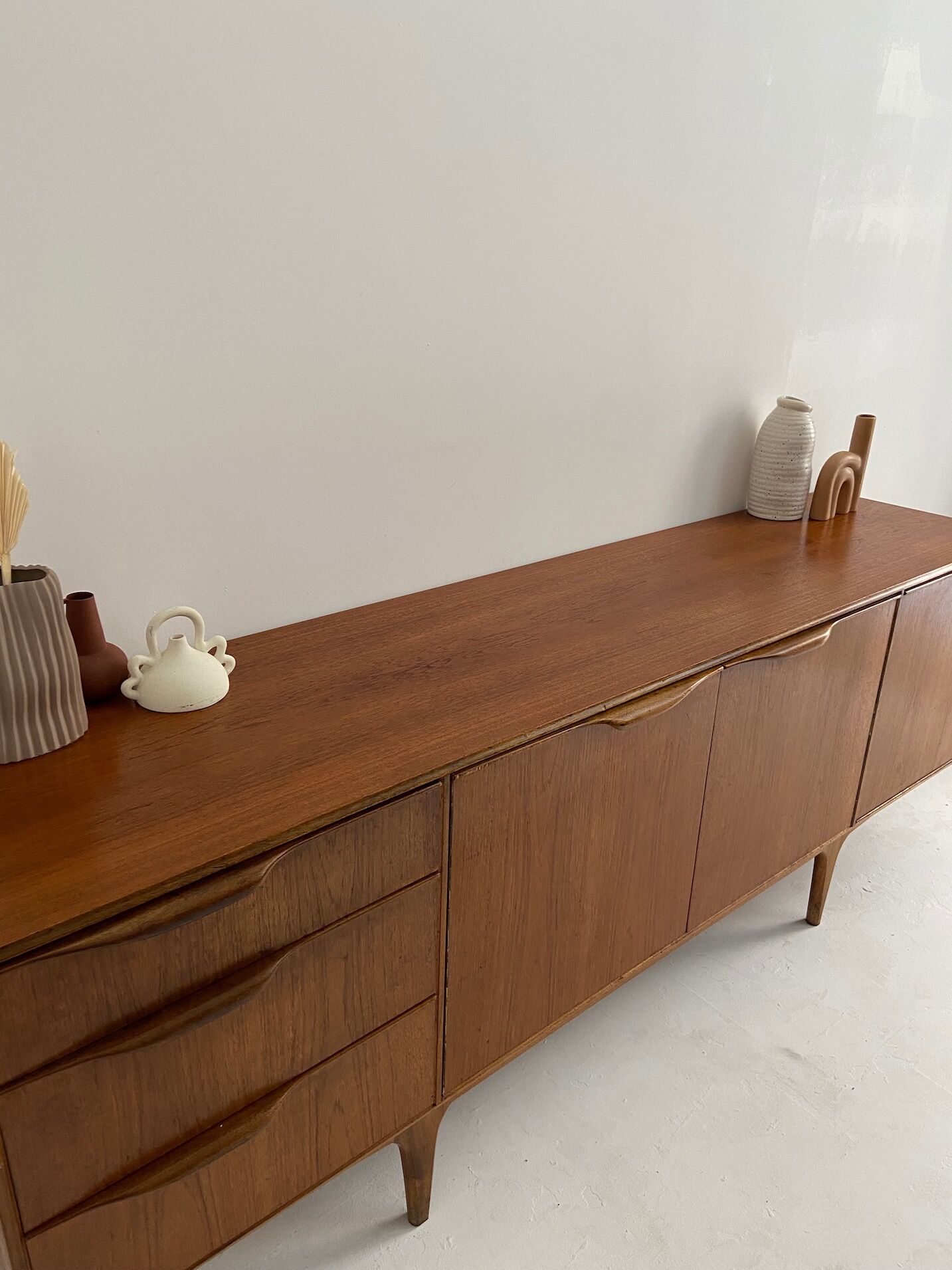 Enfilade design vintage par McIntosh
