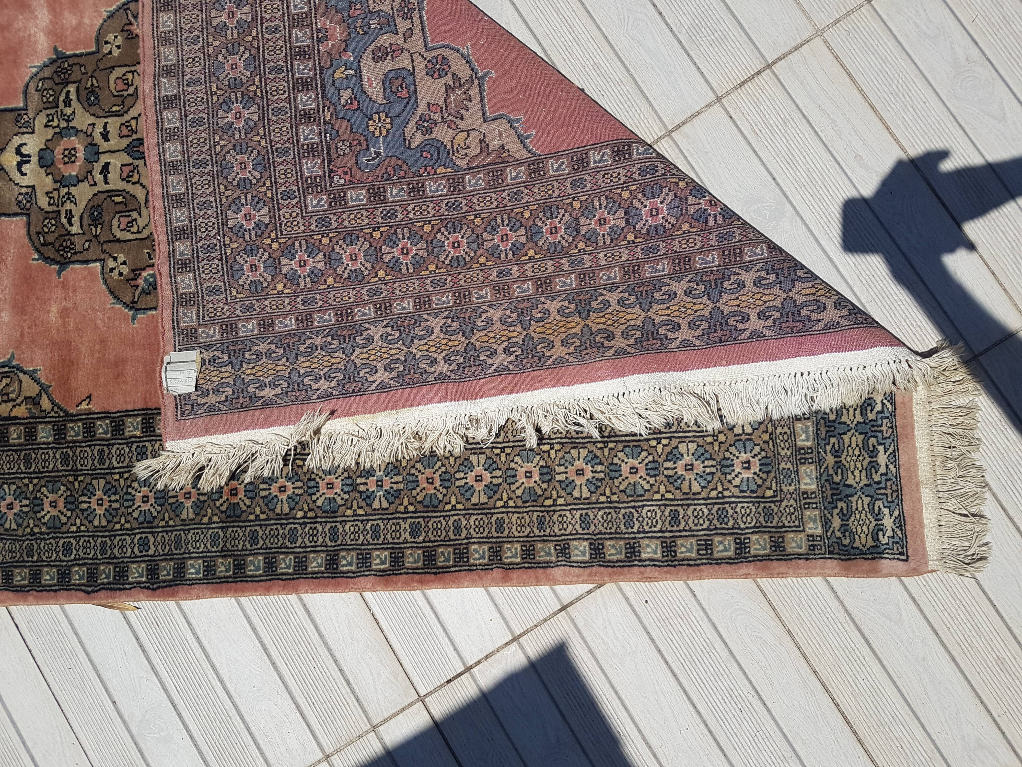 Handmade Persian carpet 122x186cm