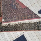 Handmade Persian carpet 122x186cm