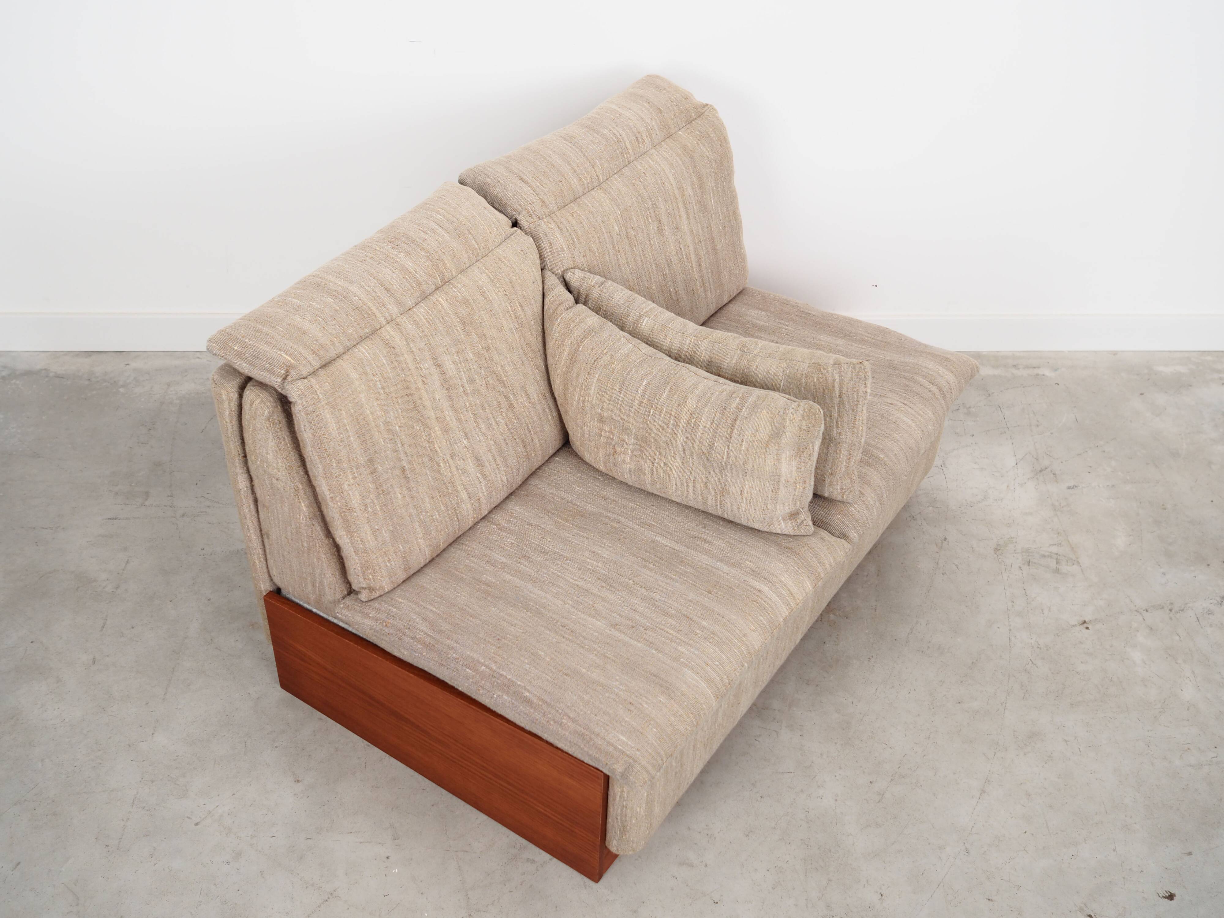 Canapé en teck, design danois, années 1970, production : Danemark