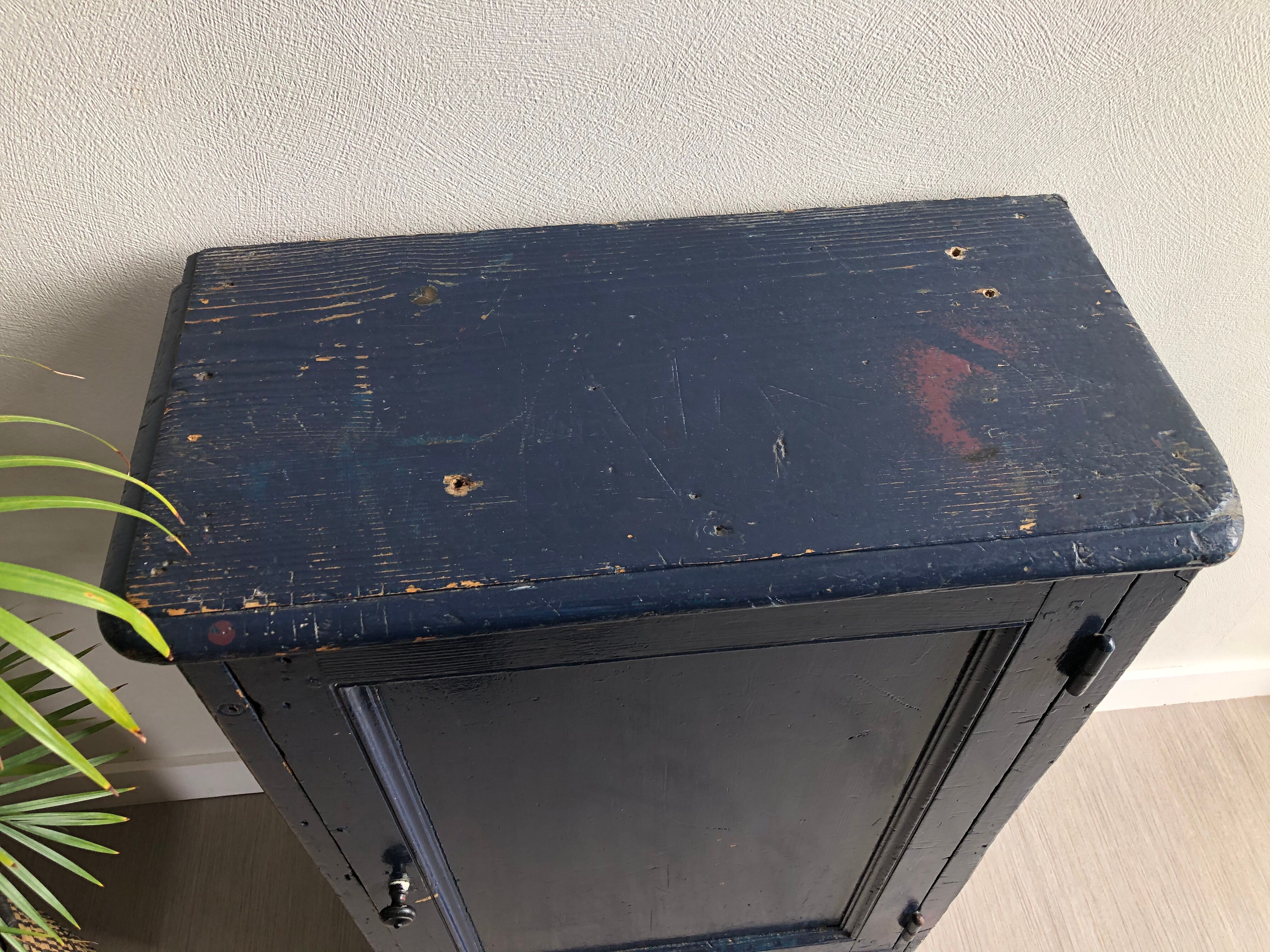 Patinated confectionery buffet