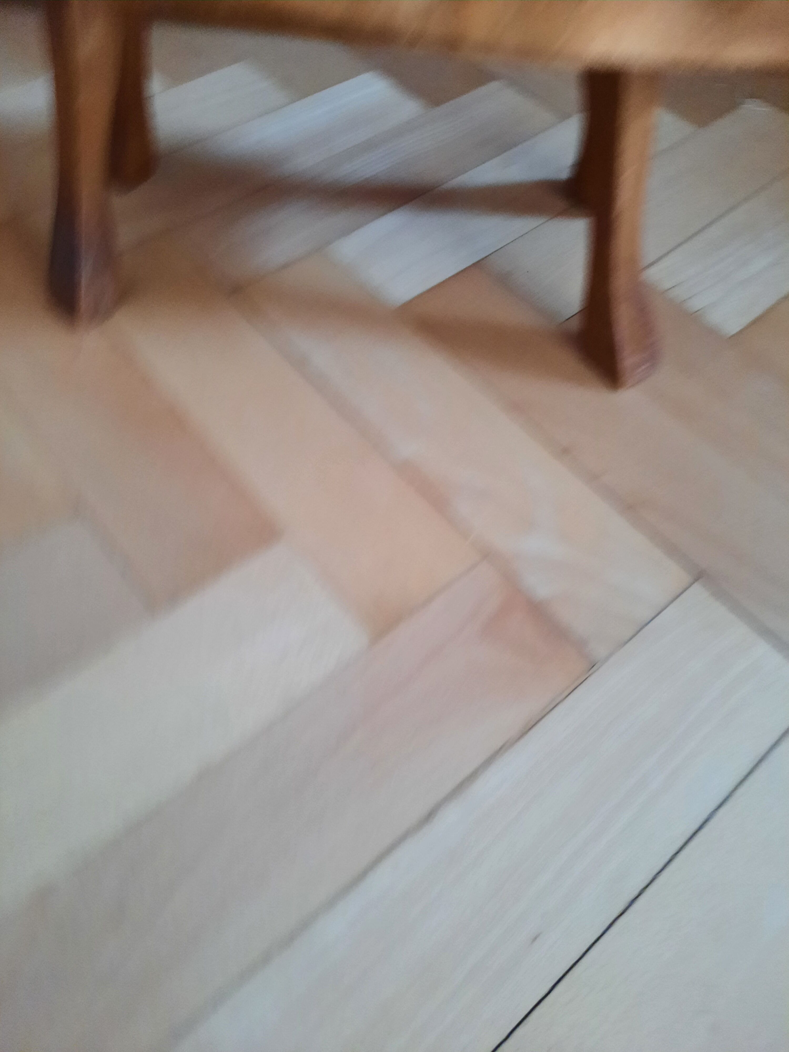 Raw wood stool