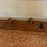 Vintage wooden patère turned