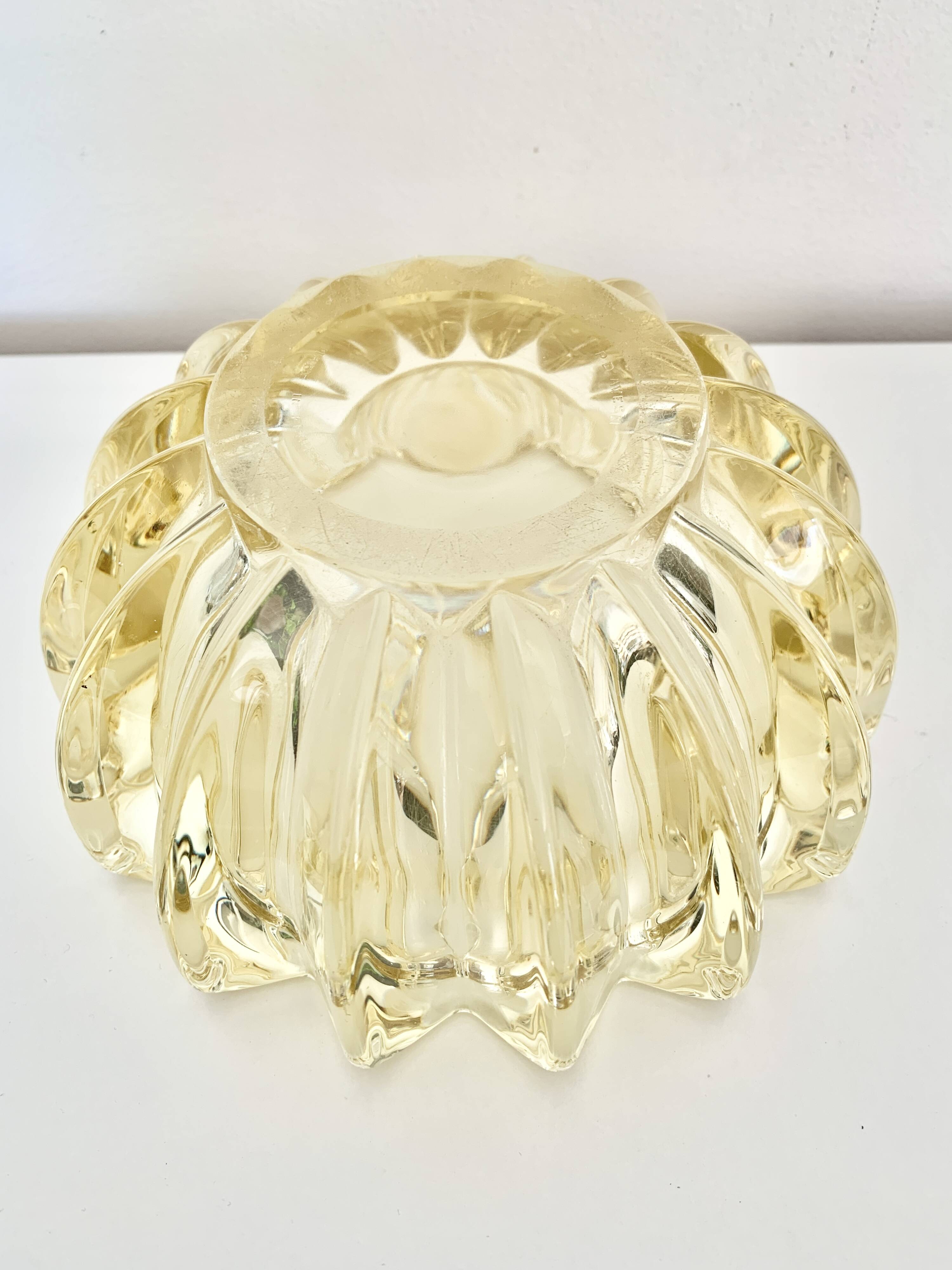 Coupe - vide-poches en verre de Pierre d’Avesn