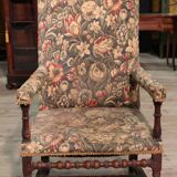 Chair in Walnut