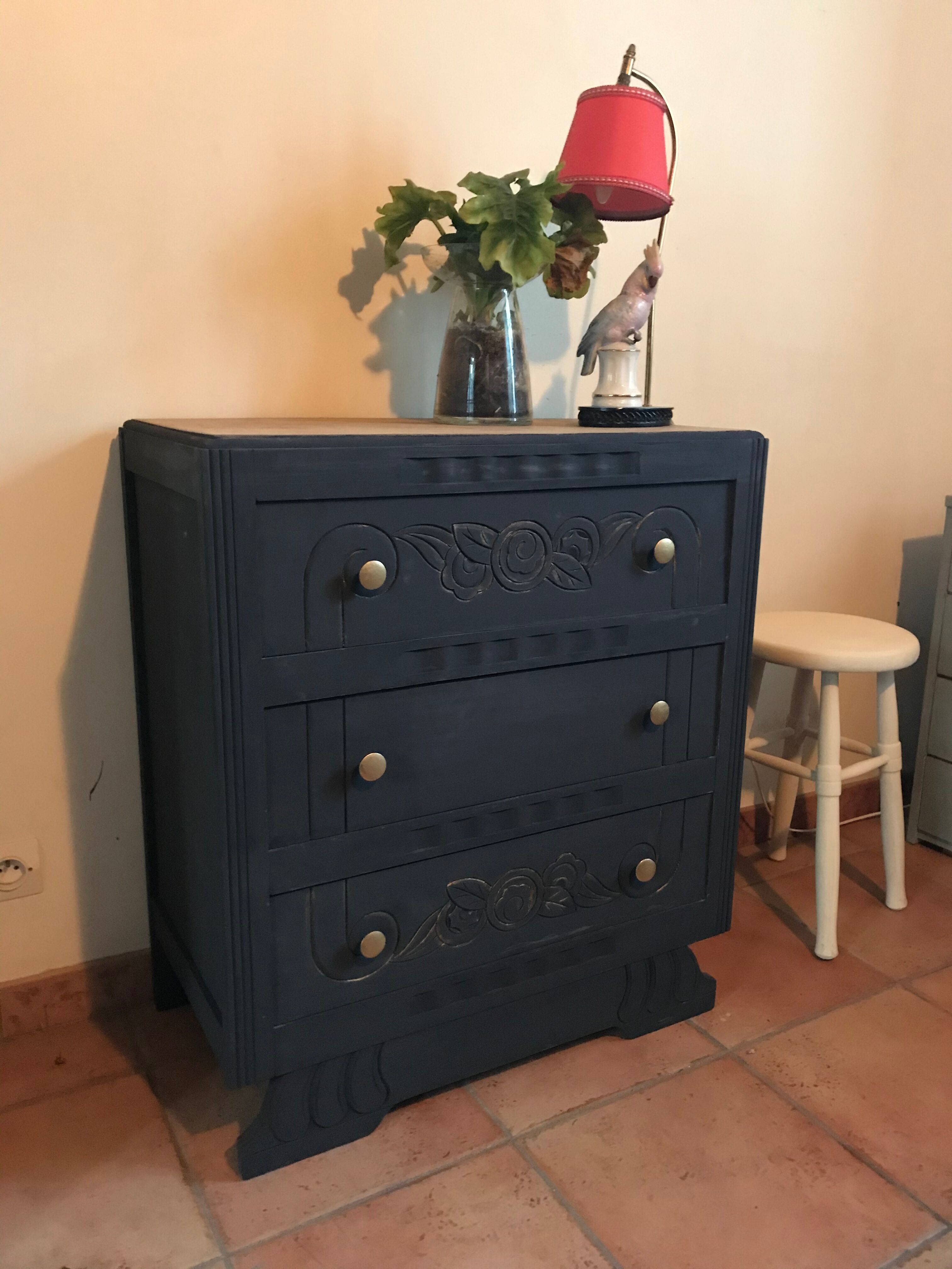 Vintage dresser