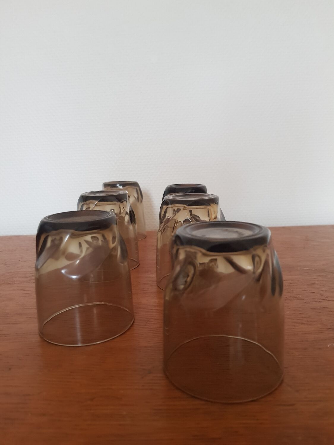 Set of 6 black glasses