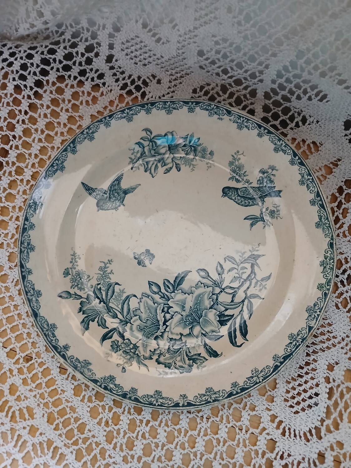 Small antique ironstone dish by Léon Graves