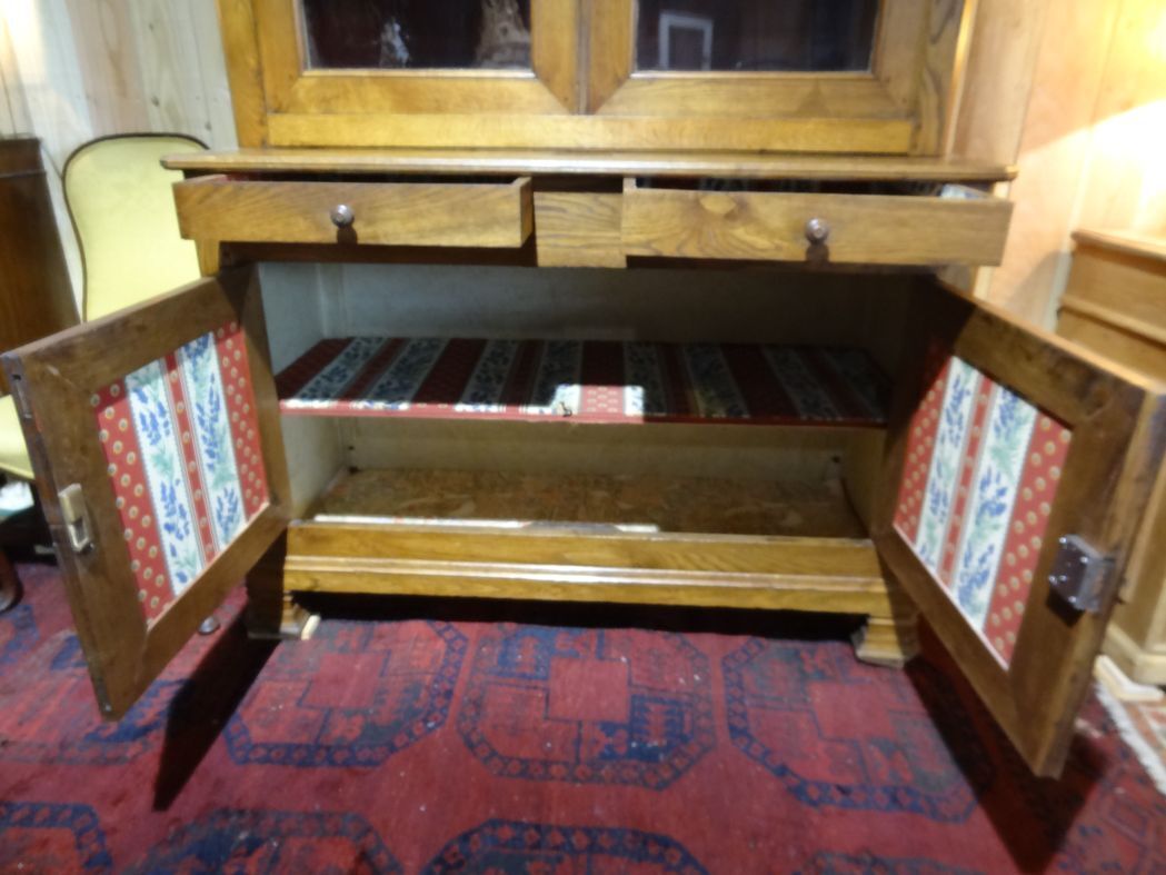 Two-body sideboard XIXth in oak 150 x 224 cm