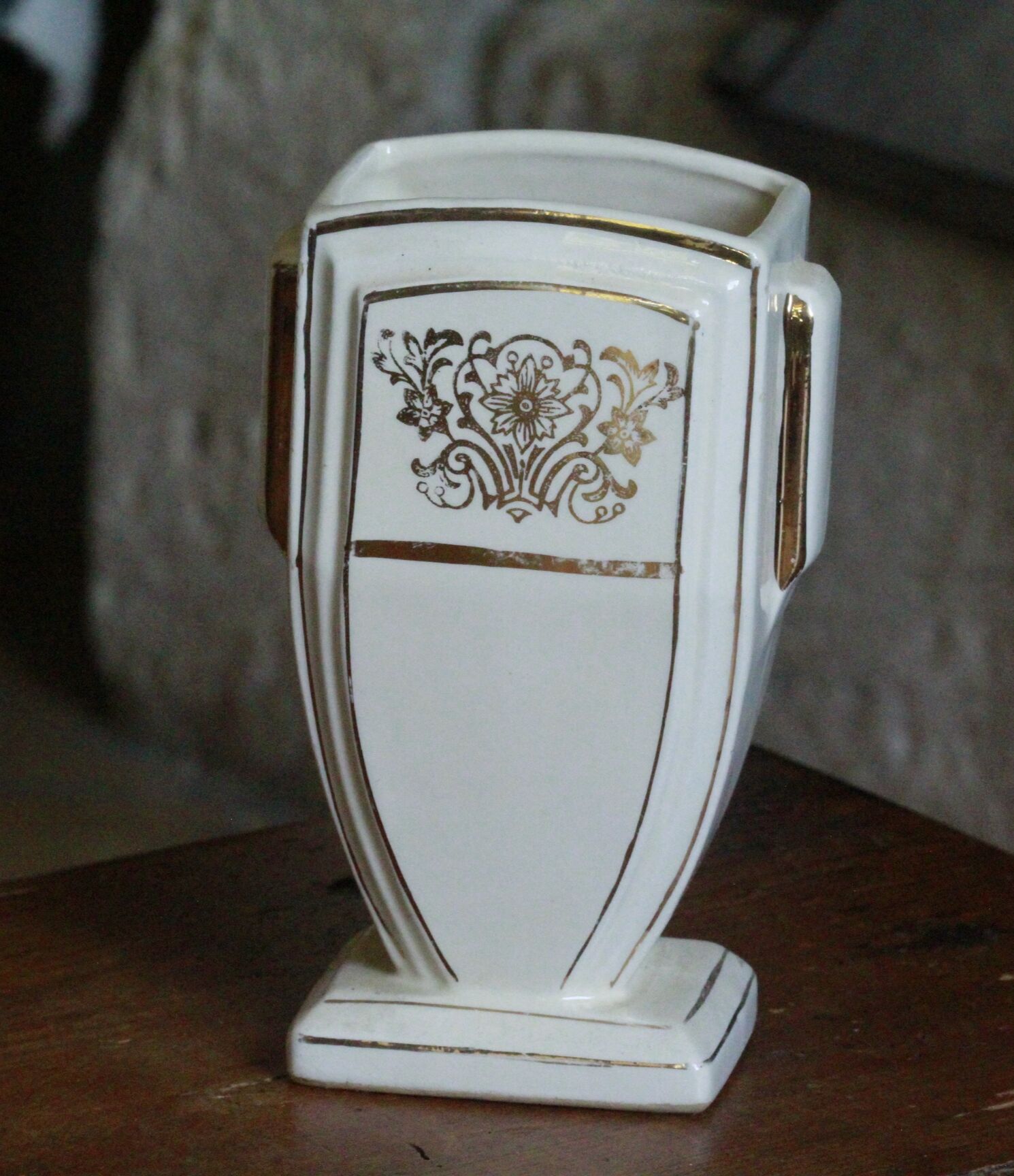 Art deco vase