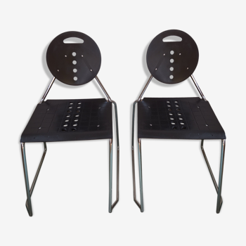 Duo de chaises noires vintage design italien années 80 ségis modele charlie