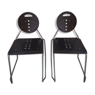 Duo de chaises noires vintage design italien années 80 ségis modele charlie