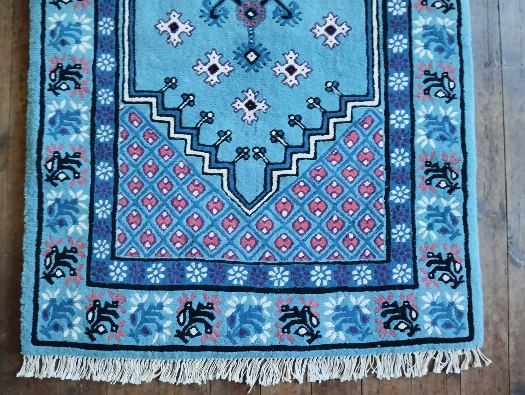 Handmade Kairouan Berber rug 188x103cm