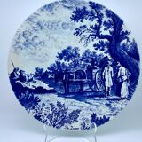 Decorative dish in Dutch porcelain