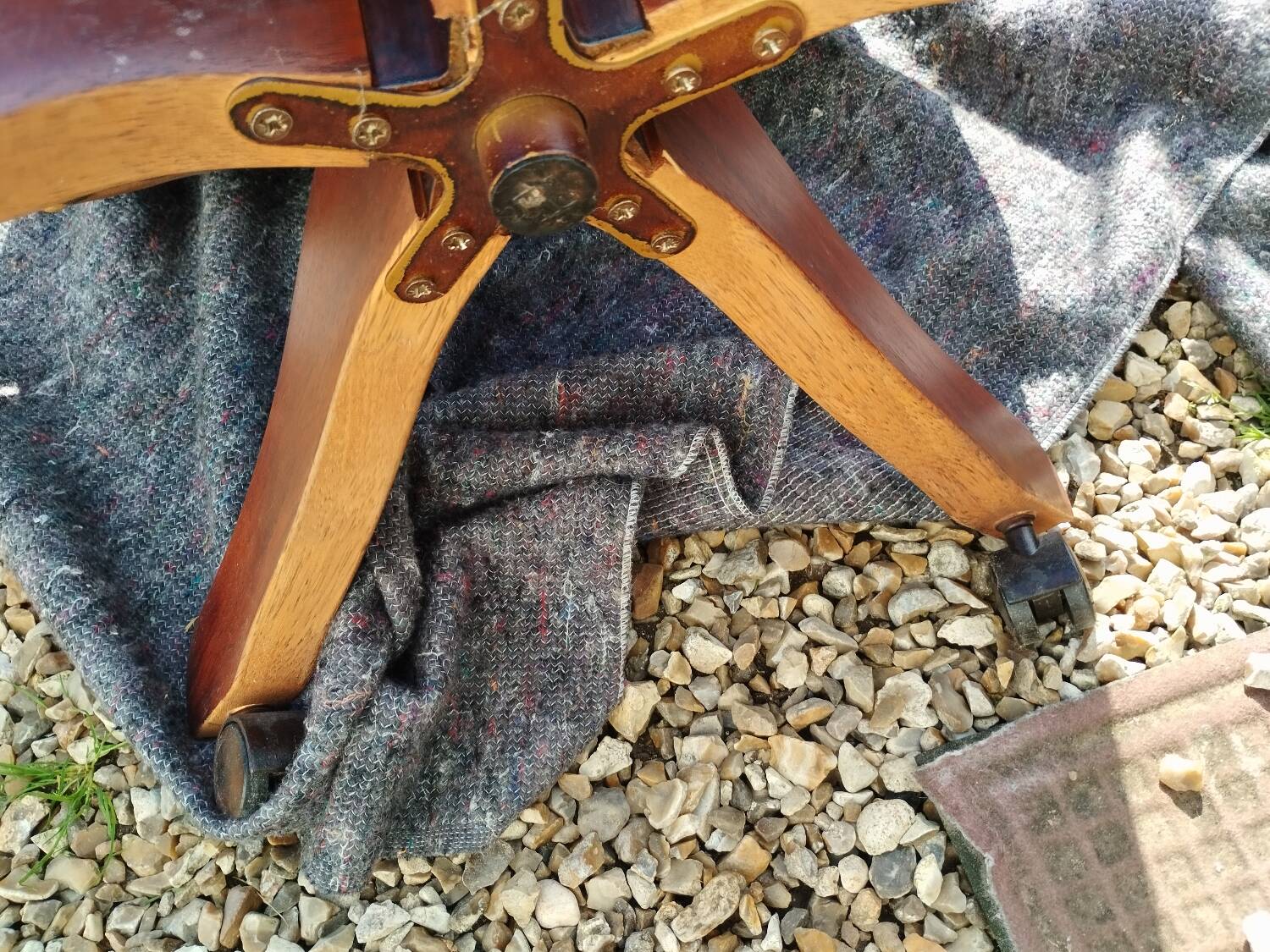 Chesterfield desk chair in antique leather