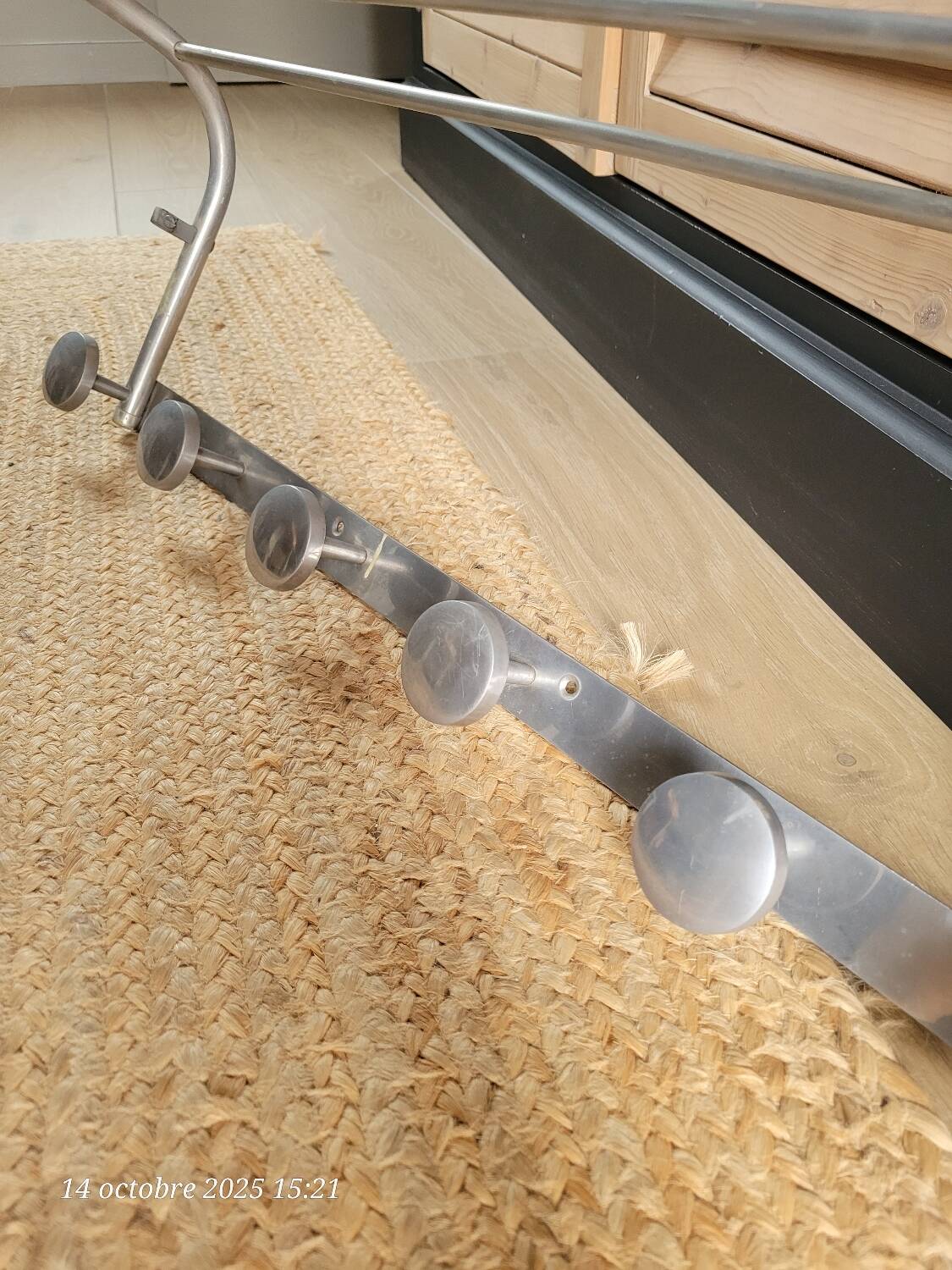 Vintage aluminum coat rack (6 hooks)