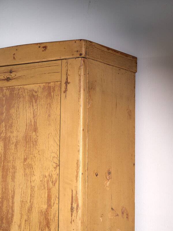 Antique single-door wardrobe (circa 1920)