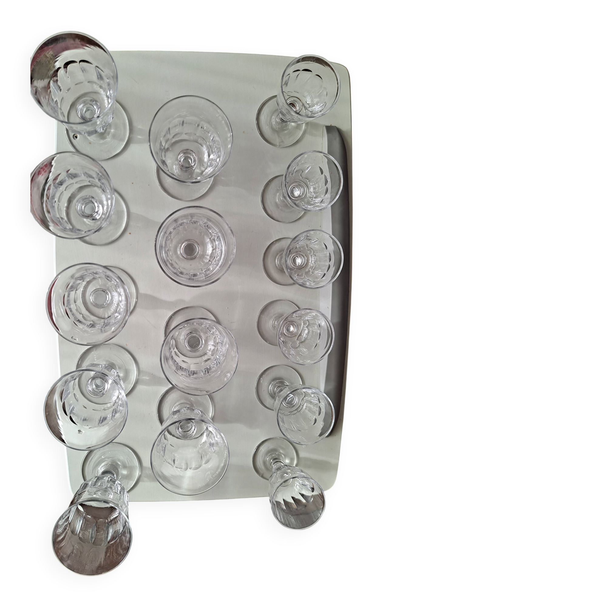 15 Verres baccarat model Chaulnes (water and wine)